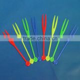 3.1 inch Eco-friendly disposable colored plastic OK fruit forks bulk production                        
                                                Quality Choice