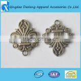 Zippers Puller Follows