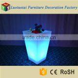 Waterproof Outdoor Garden Use Illuminated LED Square Planter Pot With Battery Operated thumbnail-4