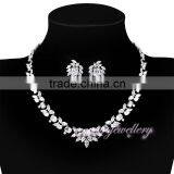 Flower Design Wedding Women Gold Zircon Jewelry Set thumbnail-4