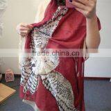 China Factory Original Design Cheap Winter Printed Scarf thumbnail-4