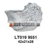 Vietnam Ceramic Wholesale White Ancient Garden Ornament Shell Statue thumbnail-1