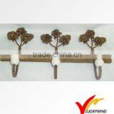 Wall Art Vintage 3 Metal Wall Hooks thumbnail-4