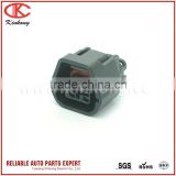 Yazaki 4 pole female waterproof automotive electrical connector