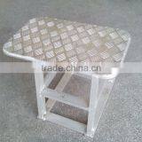 ALUMINUM STEP LADDER thumbnail-4