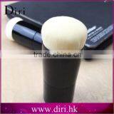 Hot Single Cosmetic Makeup Brush for Travel thumbnail-2