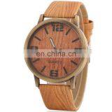 Unisex Student Teens Vintage Imitation Wood Strap Watch thumbnail-4