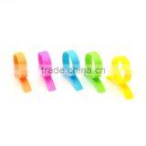 Round Orange (Citrus Fruit) Peelers thumbnail-3