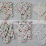 Cotton Linen Printing Pot Holder and Glove Set thumbnail-1
