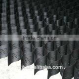 Eco Friendly HDPE Mesh Grid Geocells to Control Erosion Caused by Wind and Water Runoff and Provide Soil Stabilisation thumbnail-2