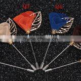 Lapel Pin Urban Diseno Red Velvet Flower Gold Petal Lapel thumbnail-3