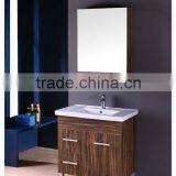 2016 Customized MDF / Oak Wood Bathroom Mirrored Cabinet in High Gloss Painting thumbnail-4