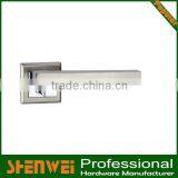 DOOR HANDLE( AZ11-372) thumbnail-1