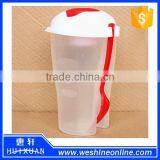 Wholesale Plastic Portable Salad Shaker Cups With Forks thumbnail-2