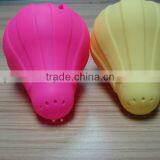 Silicone Lemon Juicer Squeezer/ Kitchen Multi-functional Juicer thumbnail-2