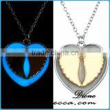 European Hot Sale Beautiful Glow in the Dark Necklace Heart Pendants thumbnail-4