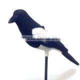 Supply Flocked Plastic Magpie Hunting Decoys Bird Decoys for Outdoor Hunting thumbnail-2