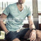 The New Europe and the United States a T-shirt in Summer thumbnail-5