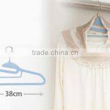 Round Plastic Rotating Hanger thumbnail-3