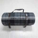 Roll-up Dust proof Pinic fleece Blanket with Portable Leath handle