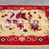 100% Polyester Flower Print Velvet Bedsheet With 3 Side Lace thumbnail-1
