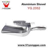 YG 2352 Animal Husbandry Equipment Feed Shovel thumbnail-1