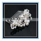 Newest Design White Pearl and Crystal Flower Wedding Bridal Claw Clip Hair Accessories Comb thumbnail-2