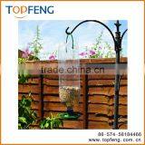 Bottle Top Bird Feeder Kit thumbnail-1