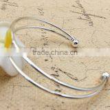 2016 Stylish Hollow Gold/ Silver Bangle Flower Hollow Cuff Bracelet Opeing Cuff Bangle for Summer Women Jewelry thumbnail-3