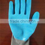 Latex Foam Gloves thumbnail-1