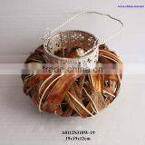 Lamps and Lanterns With Hanging thumbnail-1