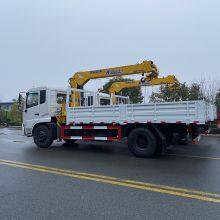 Dongfeng 5-ton Crane Mounted Lifting and Transportation Vehicle thumbnail-5