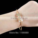 Fashion Women Bracelet Flower Crystal Gold Plated Cuff Bangle Charm Jewelry Gift thumbnail-6