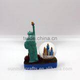 Wholesale Custom Souvenir New York Snow Globe for Sale thumbnail-4