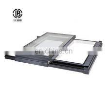 New Modern Rain Proof Polycarbonate Skylight Roofing Roof Skylight Tempered Glass Bi Folding Sliding Swning Window Skylight
