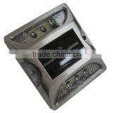 Traffic Safety 122mm High Compression Aluminum LED Solar Road Stud Flashing Light thumbnail-3