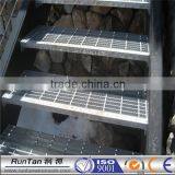 ISO9001-2008 Galvanized Stair Treads Steel Grating (accept Customization )
