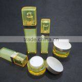 Plastic Cosmetic Packaging, Square Shaped Acrylic Lotion Pump Bottle and Oval Shaped Acrylic Cream Jar