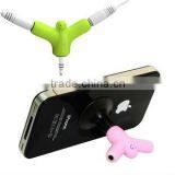 Hot Selling Novelty male to female Earphone Splitter with suction stand,Promotional gift music sharing