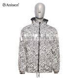 Made in China Outdoor Hoodies Men's Waterproof and Reversible Softshell Jacket thumbnail-4