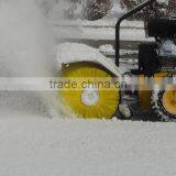 Gas Powered Road Snow Sweeper/Handy Sweeper/Snow Plow thumbnail-2