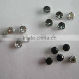 Rhinestones in Silver Claw Setting With Two Prongs thumbnail-2