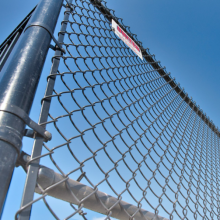 Hot-dip Galvanized PVC Coated Chain Link Fence, Custom Sizes Available, Factory Direct Sales of Welded Wire Mesh, Suitable for Sports Fields thumbnail-3