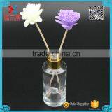 Высококачественная стеклянная бутылка для диффузора с золотой крышкой объемом 100 мл с палочками диффузора
Выбор поставщика