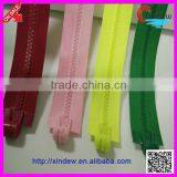 Single Hand Magnet Zipper thumbnail-3