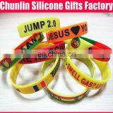 Charming Color Changing UV Silicone Bracelets thumbnail-3