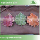 Wholesale Glazed Ceramic Maple Leaf Plate for Harvest thumbnail-1