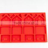 11200 Gingerbread House Shape Silicone Cake Mold thumbnail-5