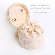 Wholesale Ring Bag Fashion Round Ring Portable Travel Jewel Storage Case thumbnail-1