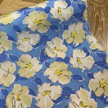 Garment Fabric Woven Dobby Printed Crepon Rayon Printed Crepe Fabric Factories Dresses thumbnail-3